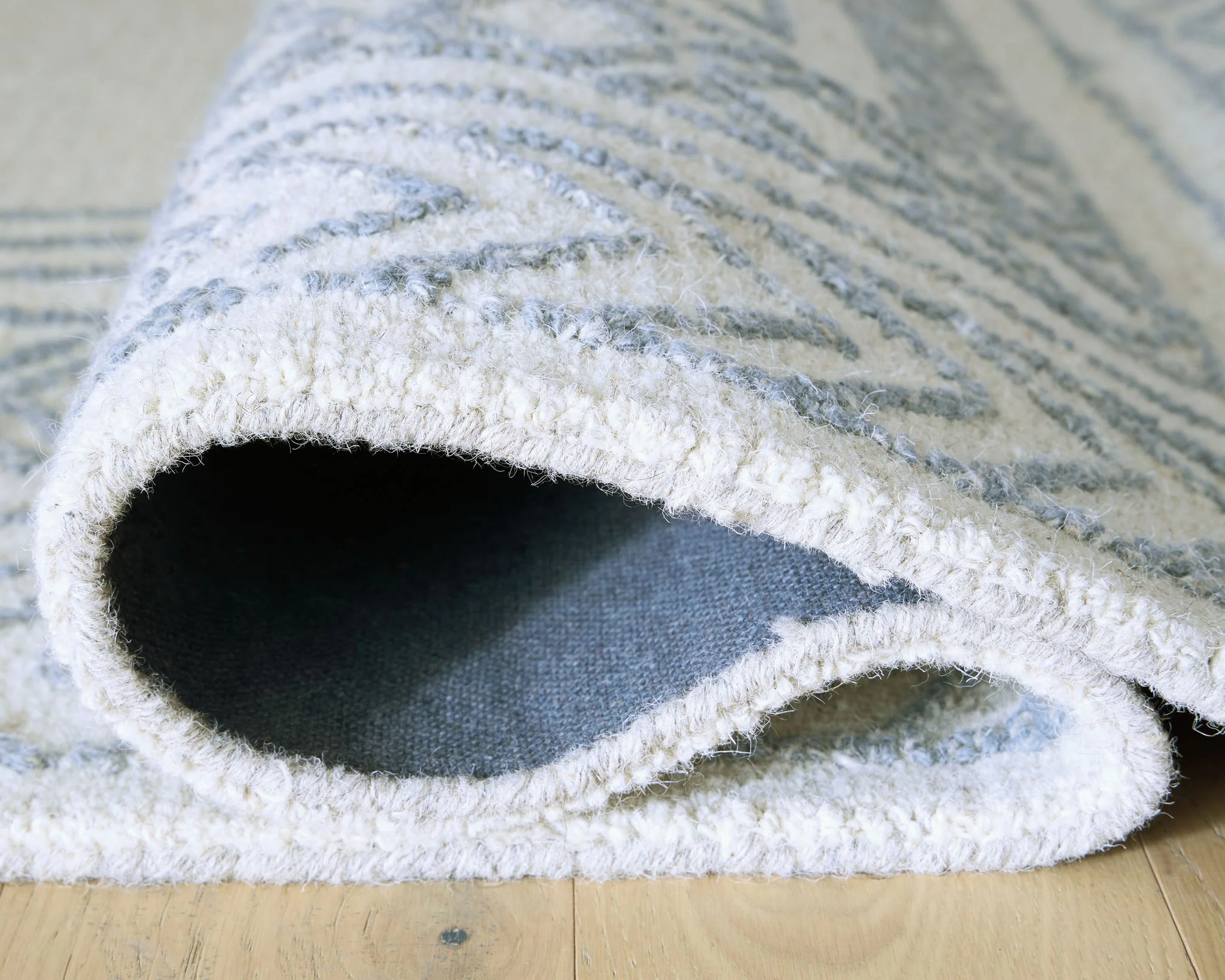 Azelhurst - Rug - Image 6