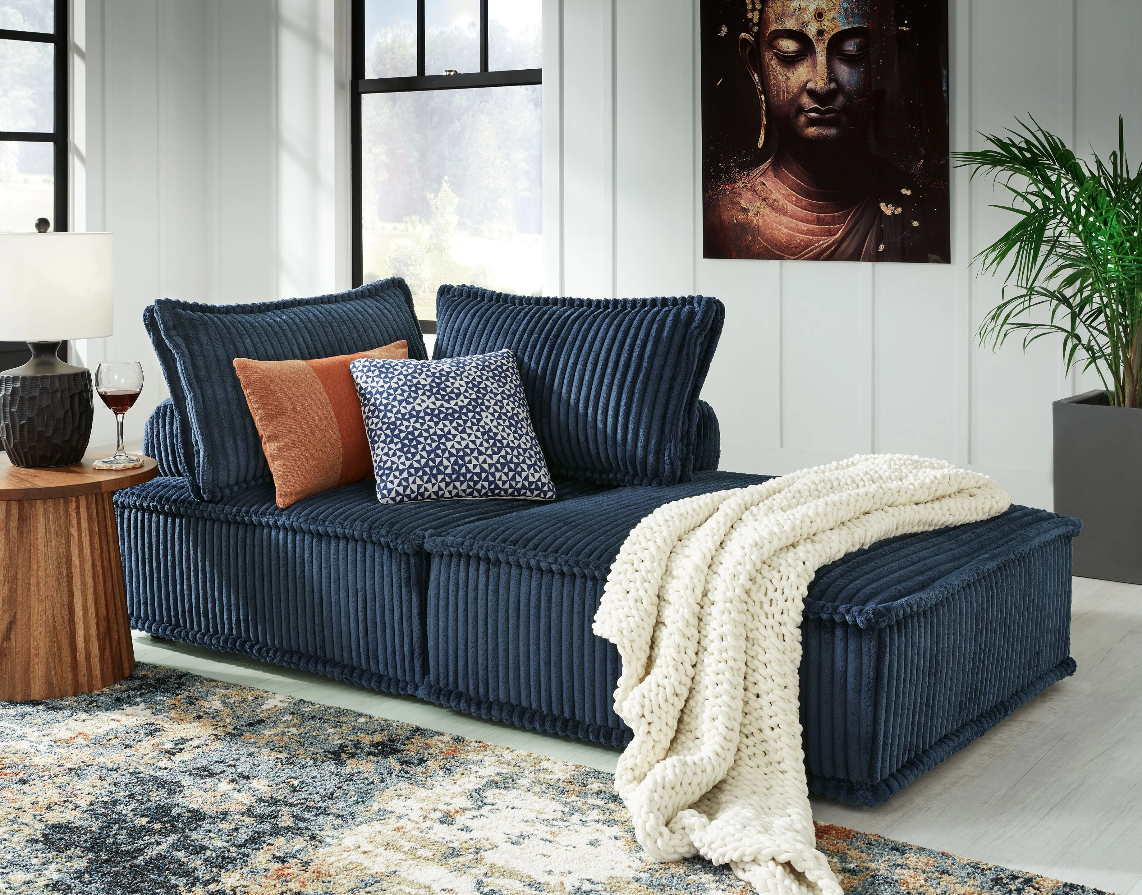 Bales - Sectional - Image 32