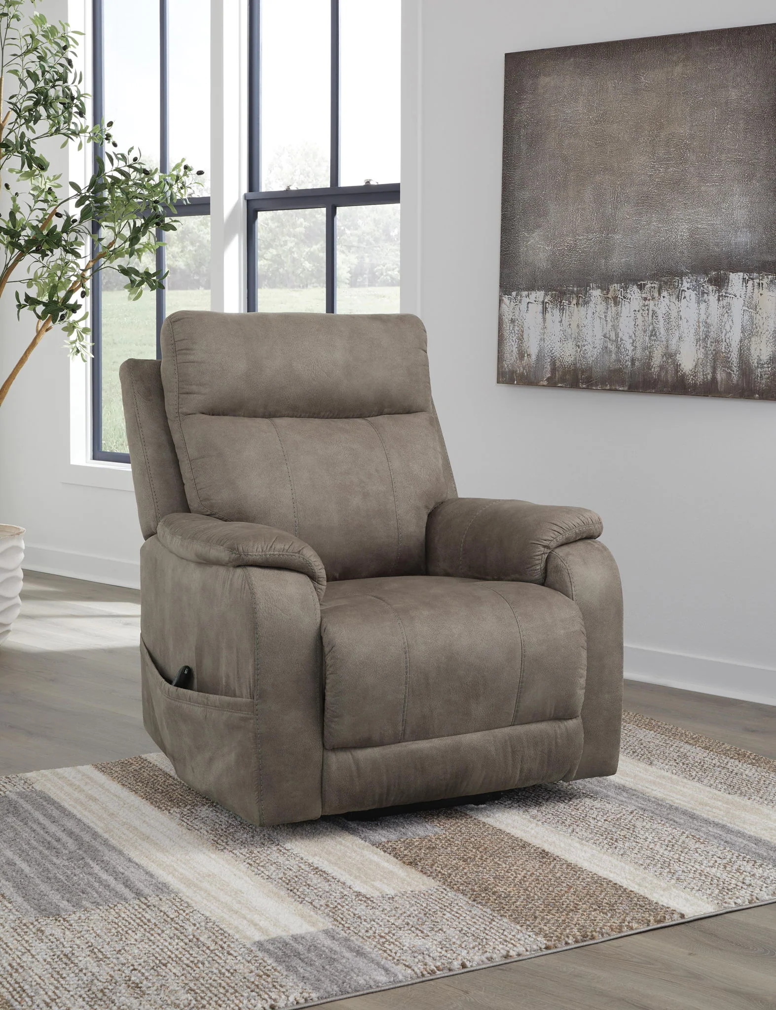 Crestmeade - Power Lift Recliner - Image 5