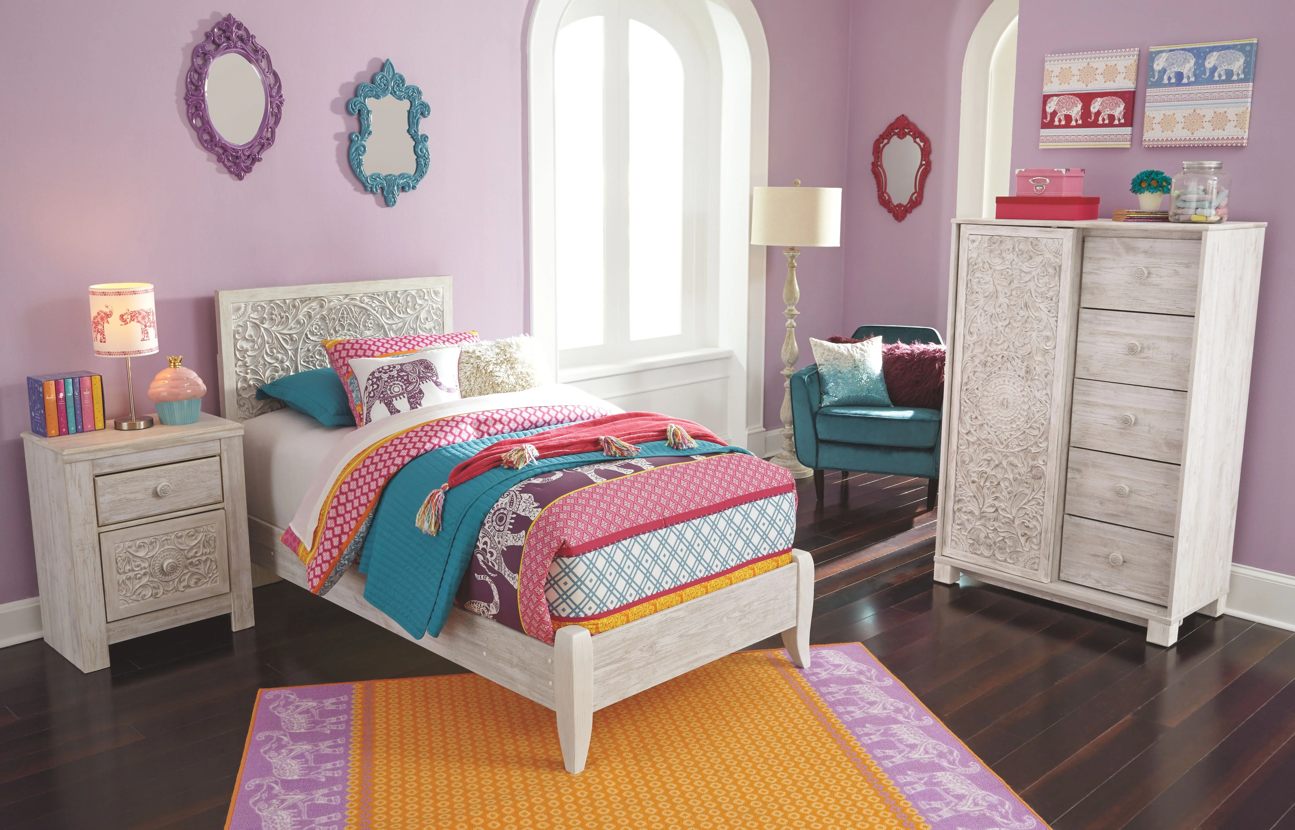 Paxberry - Panel Bed - Image 2