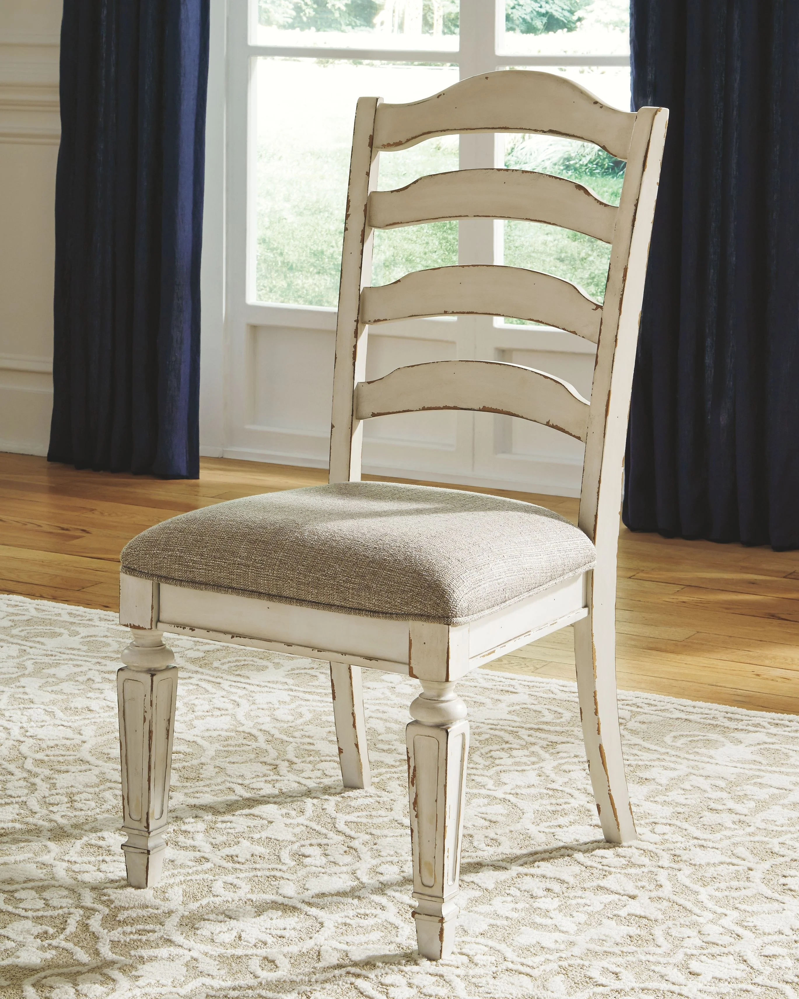 Realyn - Oval Dining Table Set - Image 8