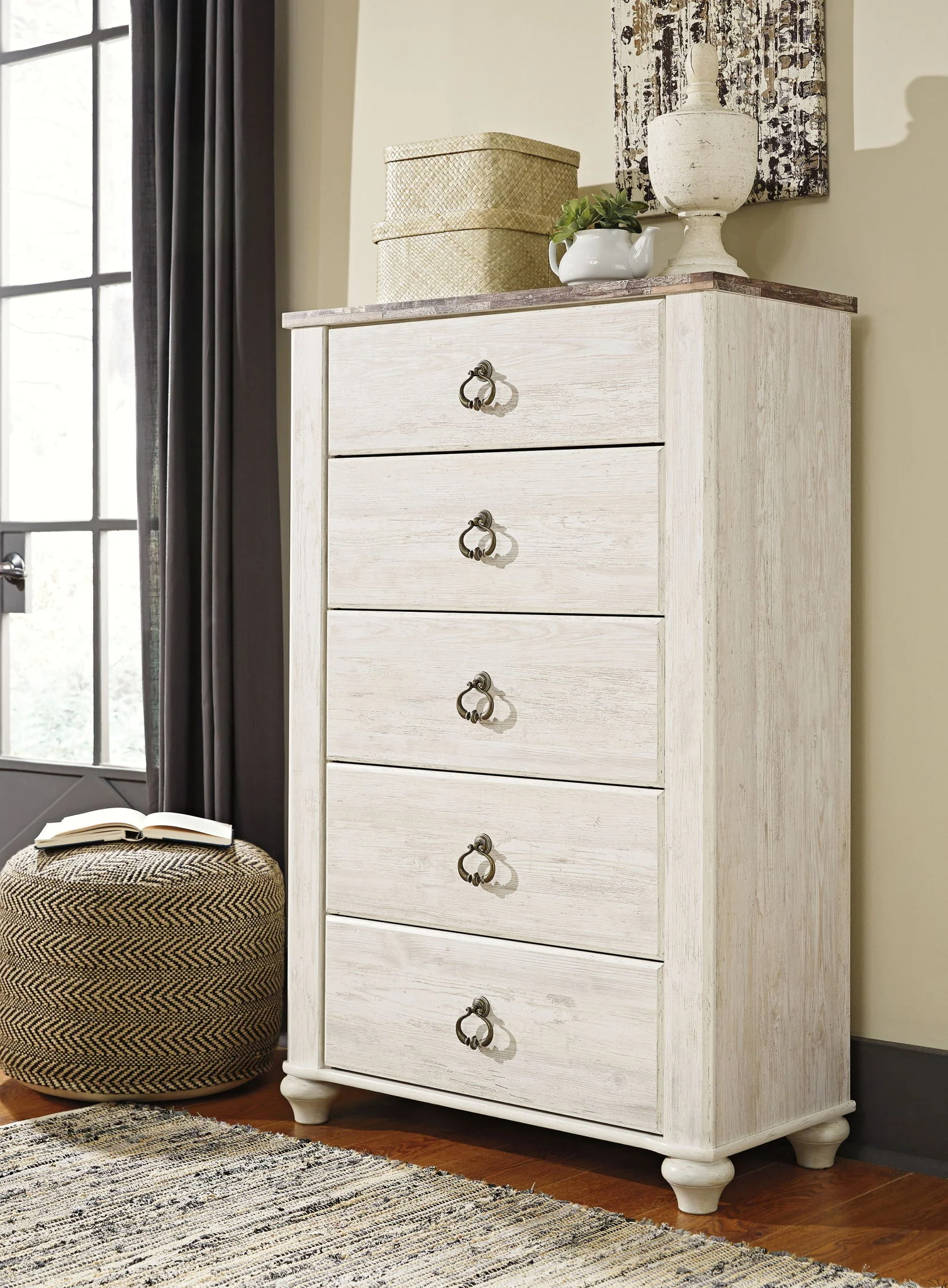 Willowton - Five Drawer Chest - Brown / Beige / White - Image 4