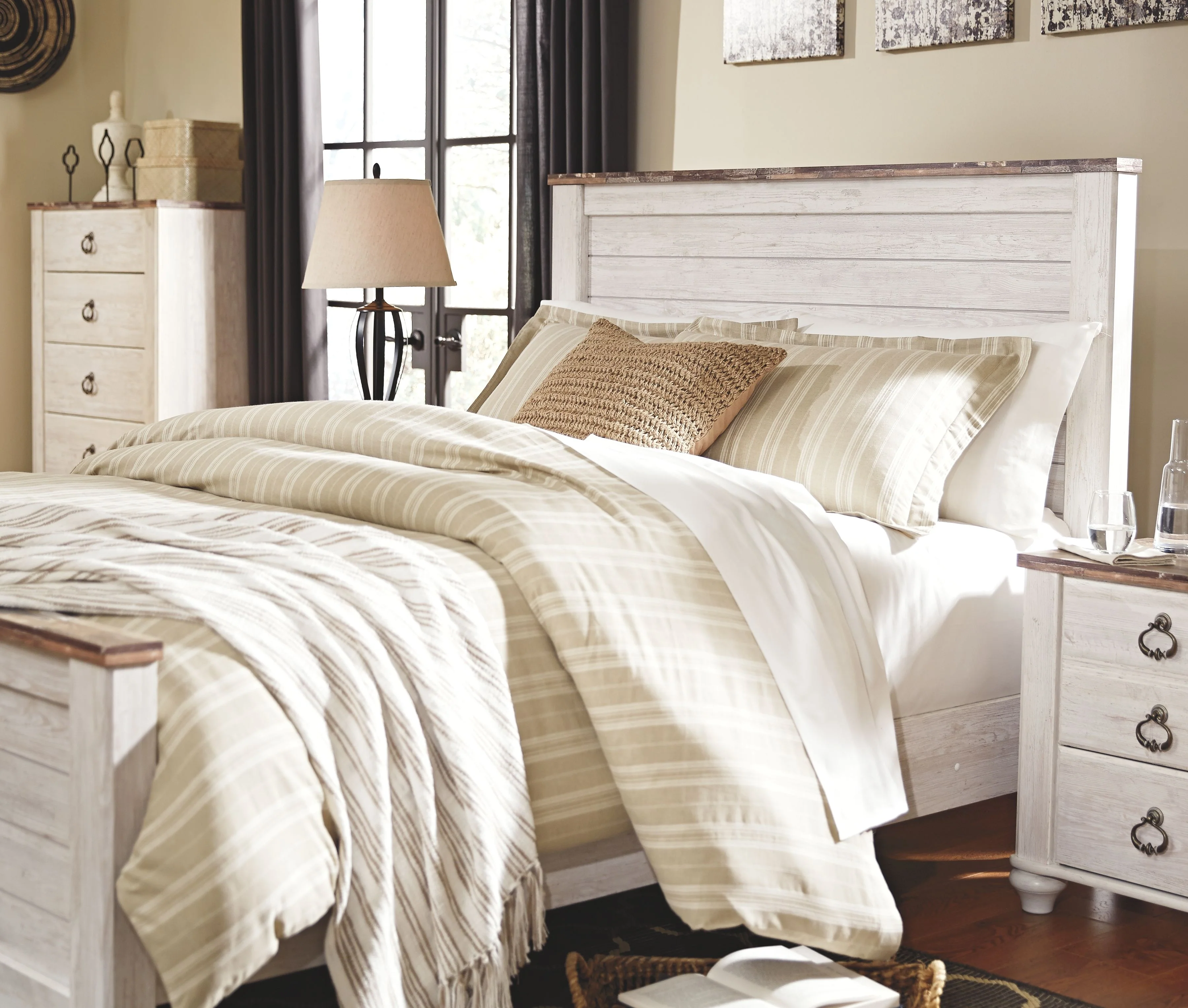 Willowton - Panel Bedroom Set - Image 3