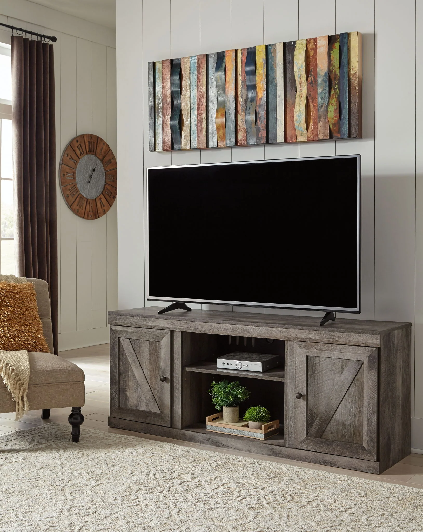 Wynnlow - TV Stand With Faux Firebrick Fireplace Insert - Gray - Image 2